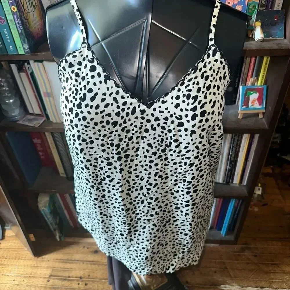 Kori black & white cheetah print boutique M sleeveless top